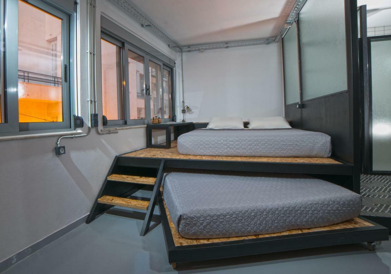 Monastiraki #Wallsfree Citycenter- Unspoiled Athens Apartments Екстер'єр фото